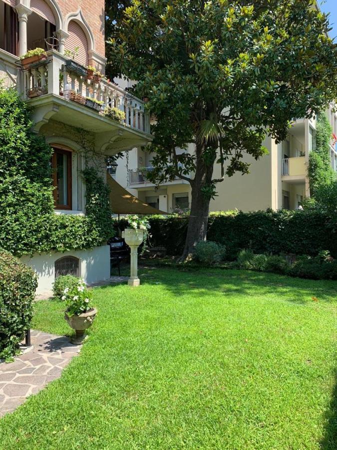 Villa Liberty Veneţia-Lido Exterior foto